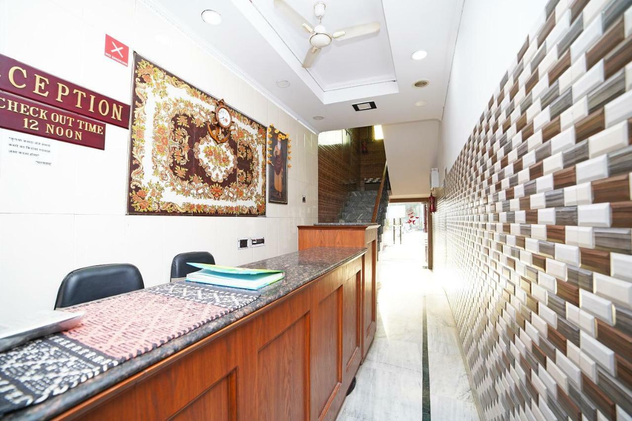 Oyo 39543 Hotel Kk Pantnagar Buitenkant foto